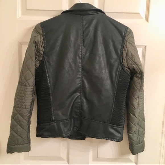 Jacket Dollhouse faux Leather puffer sleeves black - Picture 5 of 5